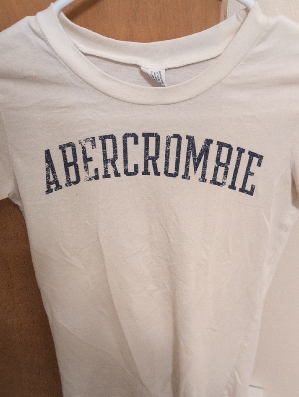 Abercrombie & Fitch Off-White Logo Tag Tee Y2K